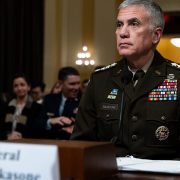 Ex jefe de la NSA en OpenAI